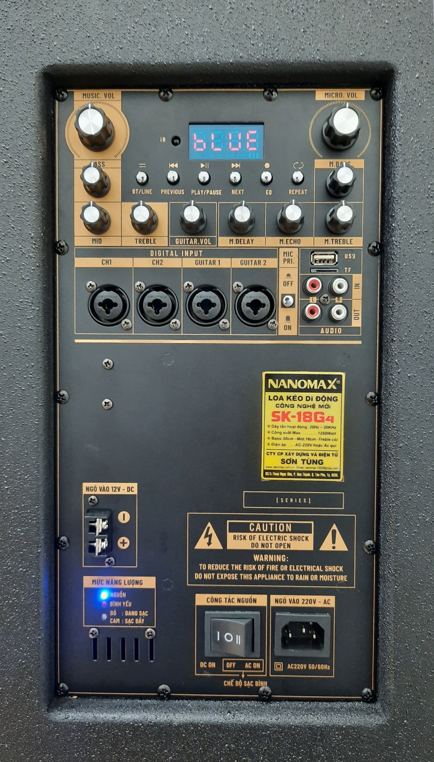 Loa kéo di động Nanomax SK-18G4